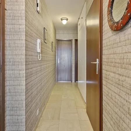 In Belgium With Spacious Terraces * 블랑켄베르크